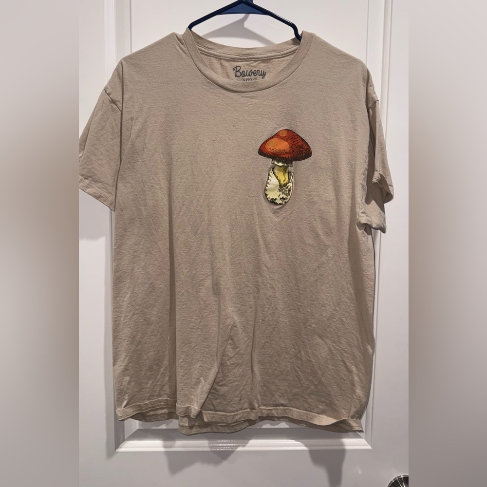 Avery Beige Mushroom Graphic Tee